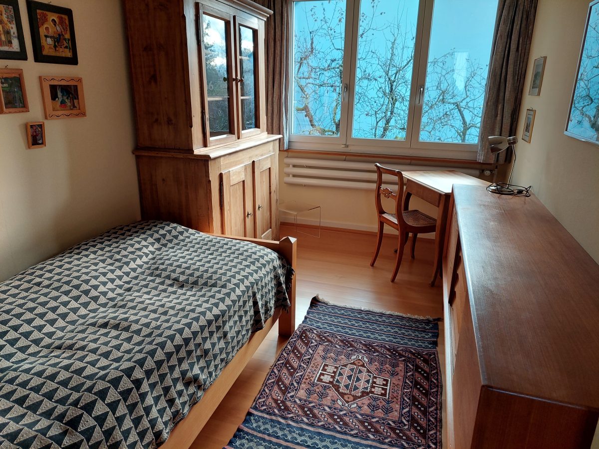 Gellertkirche Basel, Zimmer möbliert in Riehen zu vermieten