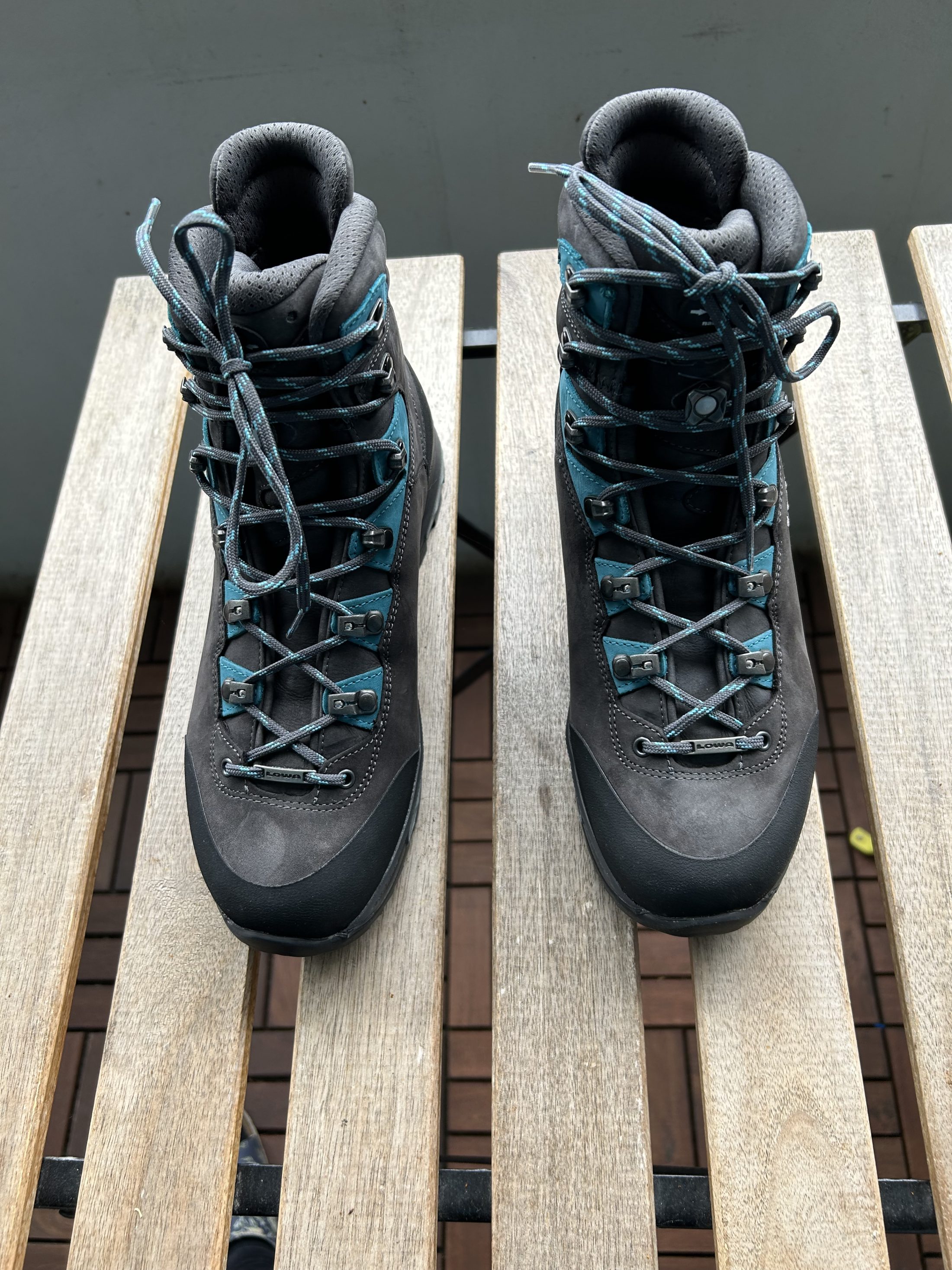 Gellertkirche Basel, Neue Wanderschuhe