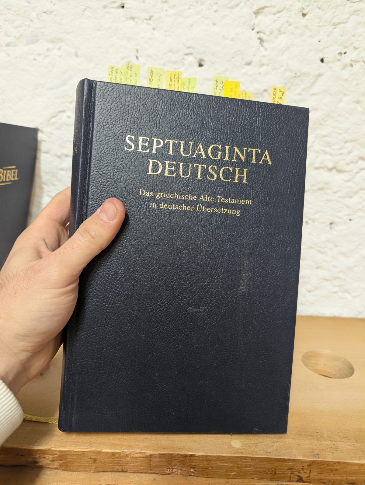 Gellertkirche Basel, 500+ christliche Bücher (Kommentare und vieles mehr