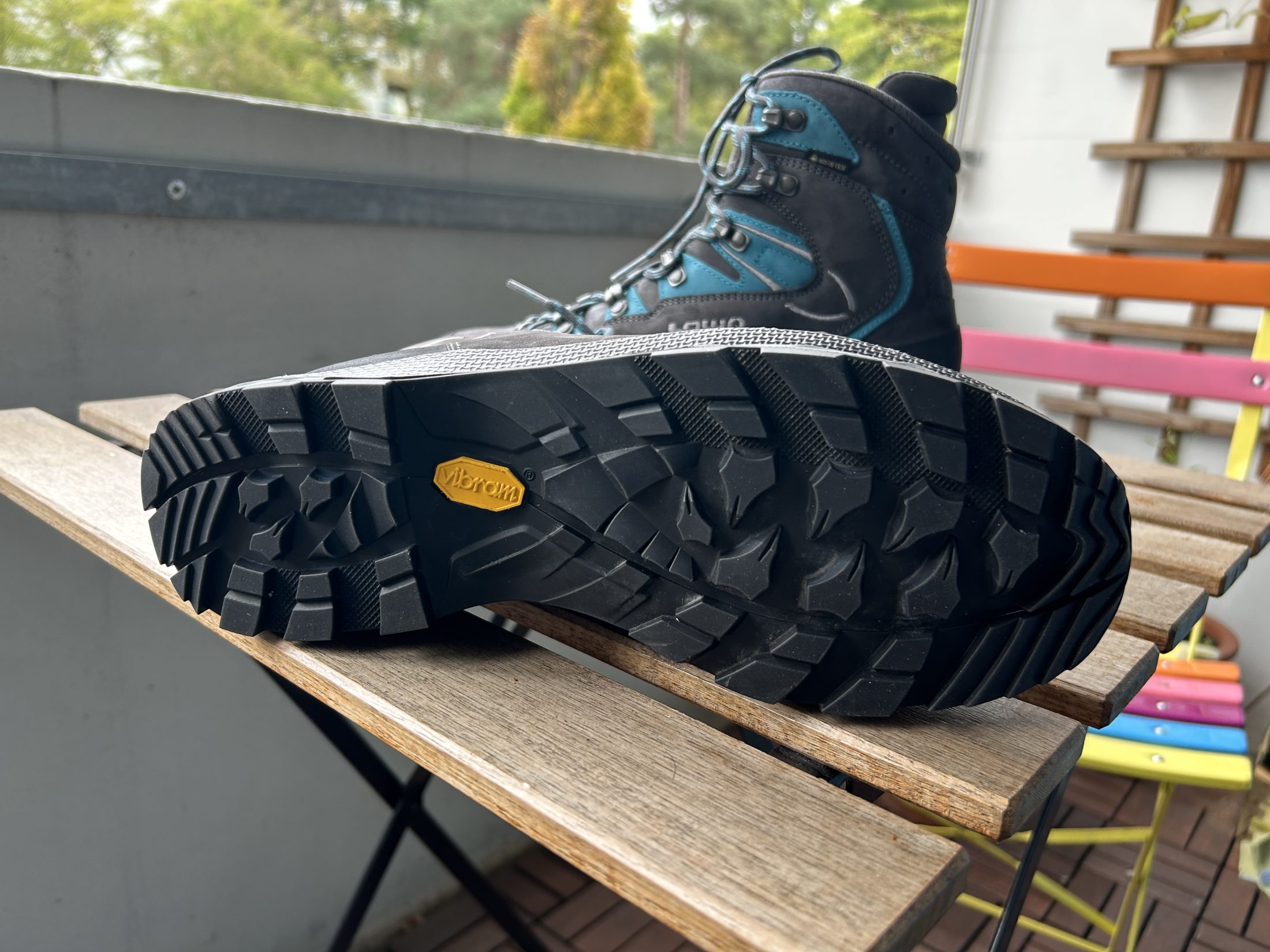 Gellertkirche Basel, Neue Wanderschuhe