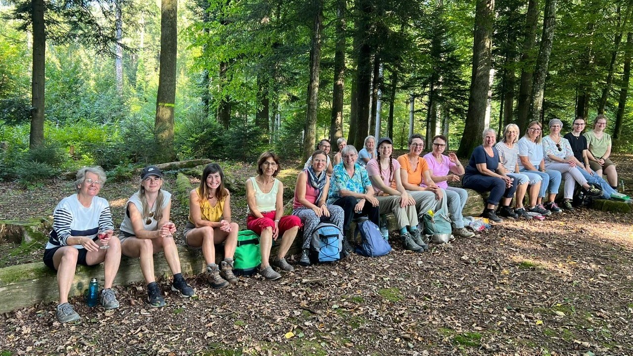 Gellertkirche Basel, Stärkende Gemeinschaft auf der Sisterhood-Wanderung
